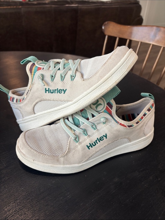 Hurley Shoes - Hurley Castaico Cream Low-Top Lace up Casual Slip on Sneakers